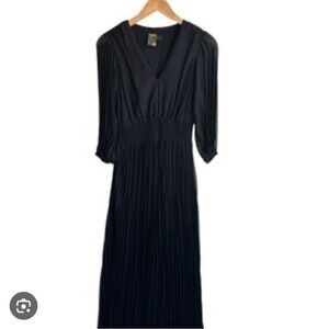 Taylor Black Long Sleeve‎ pleated Dress
